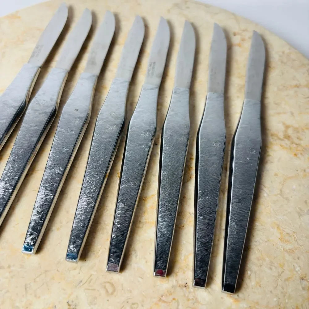 Carvel Hall Knives‎ 8 Steak Knives Stainless Steel Knives Vintage Knives